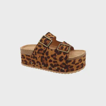 Platform Sandals in Leopard