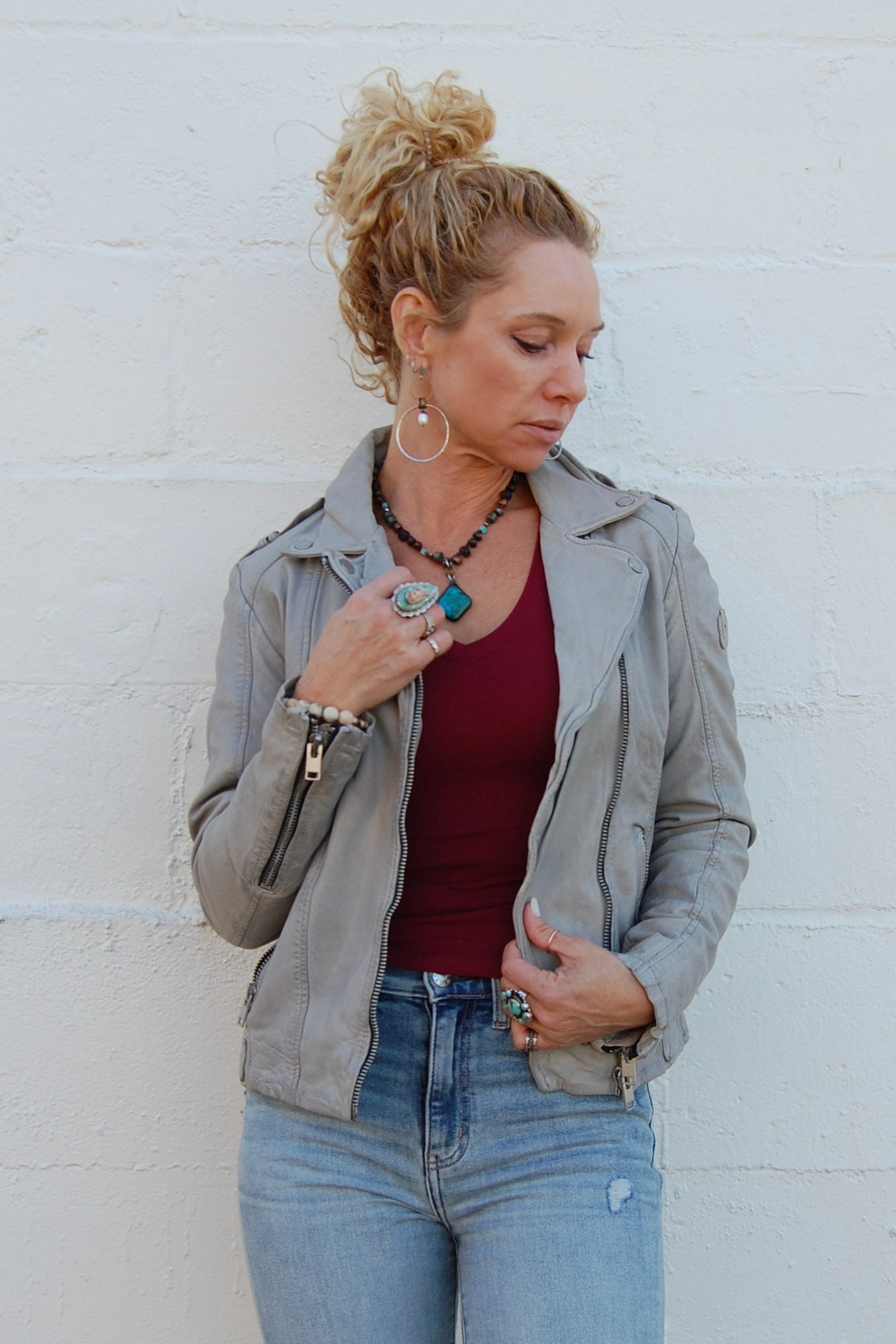 Load image into Gallery viewer, Narin RF Leather Jacket in Light Grey - SpiritedBoutiques Boho Hippie Boutique Style Jacket, Mauritius
