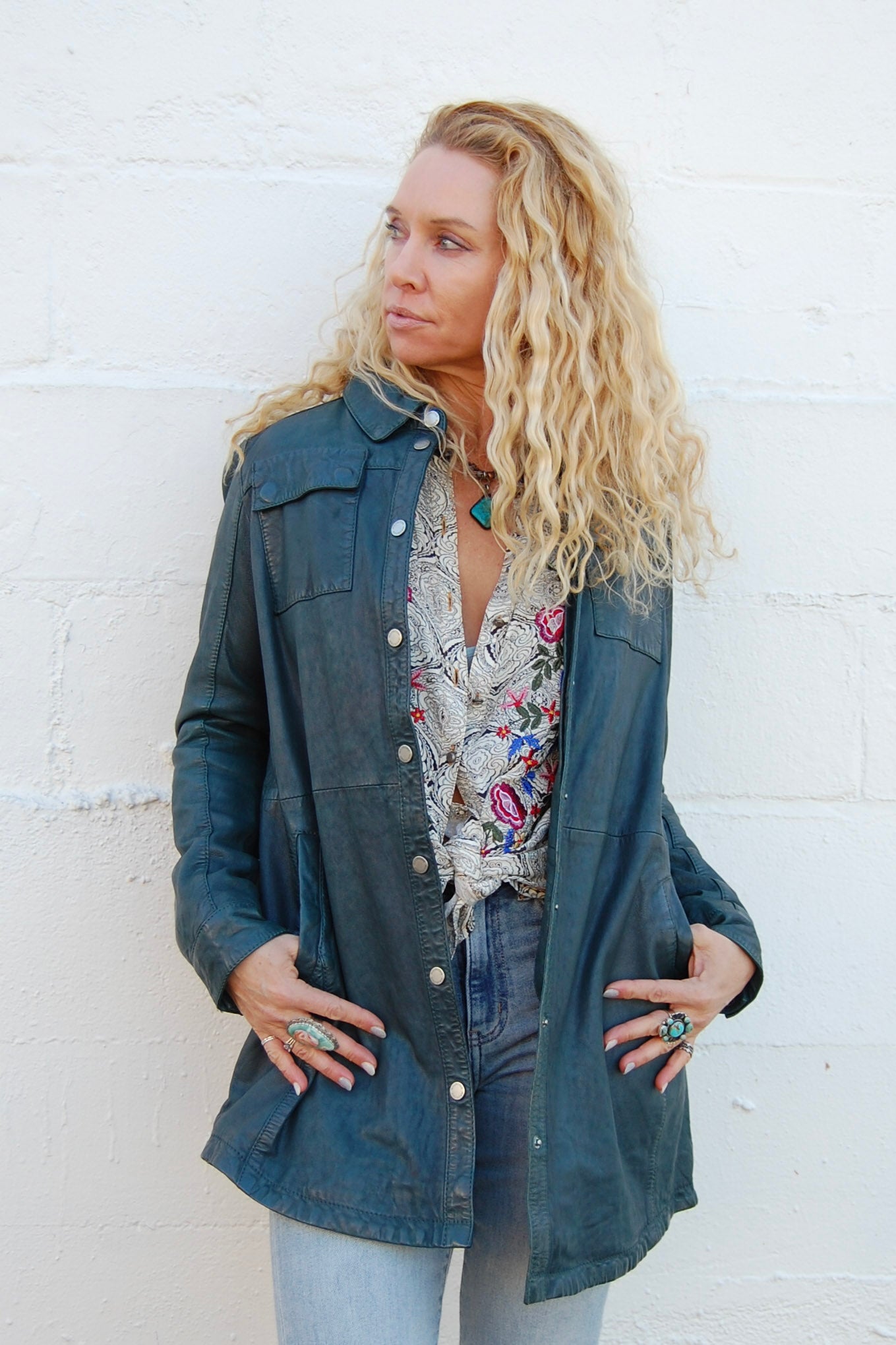 Load image into Gallery viewer, Mahi RF Jacket in Teal - SpiritedBoutiques Boho Hippie Boutique Style Jacket, Mauritius
