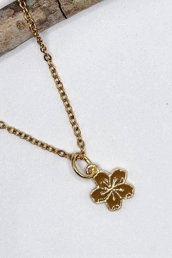 Hawiian Flower Charm