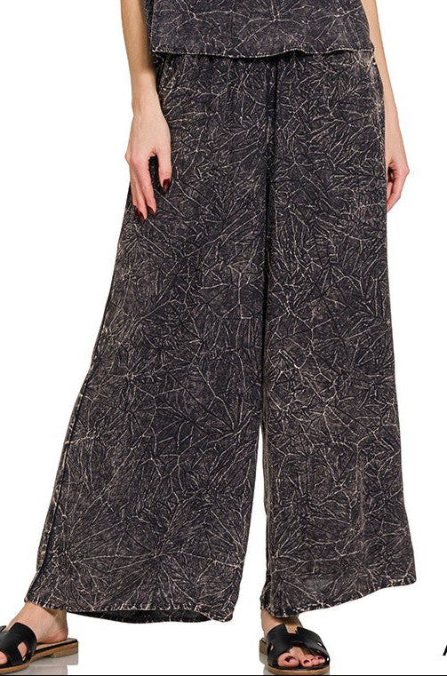The Avalon Woven Pants in Ash Black