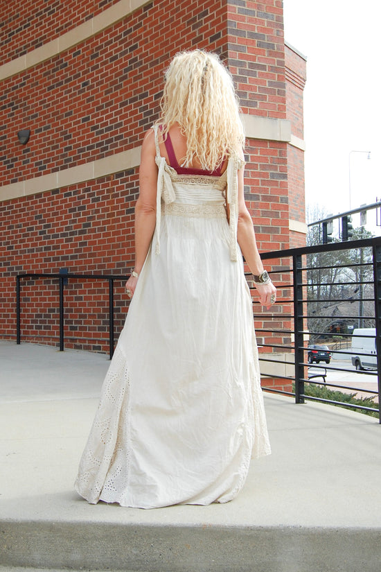 Load image into Gallery viewer, Vintage Petty Coat Dress
