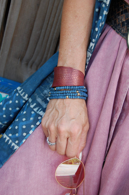 The Anju Yasmin Beaded Stretch Bracelet in Blue