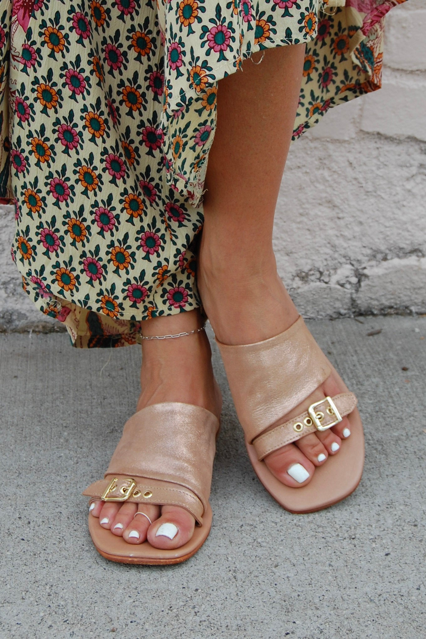 Final Sale Free People - Mila Minimal Flat Sandal in Rose Gold