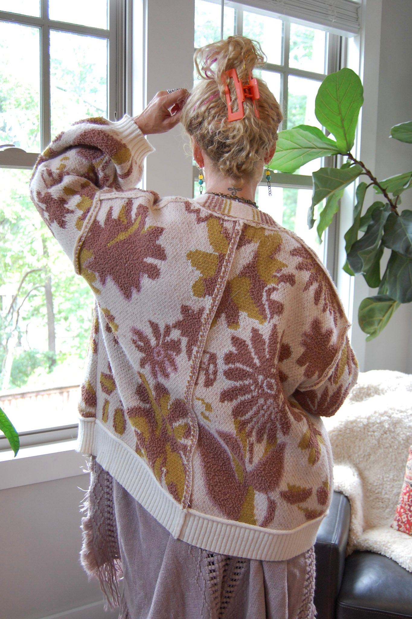 Berber Floral  Cardi in Powder Beige