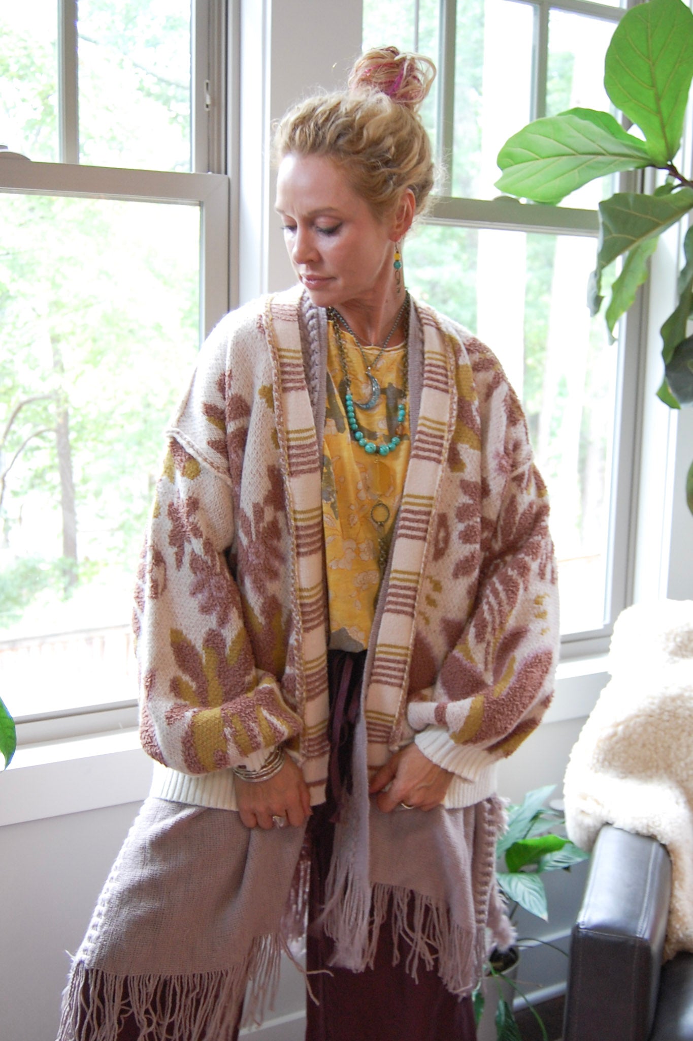 Berber Floral  Cardi in Powder Beige