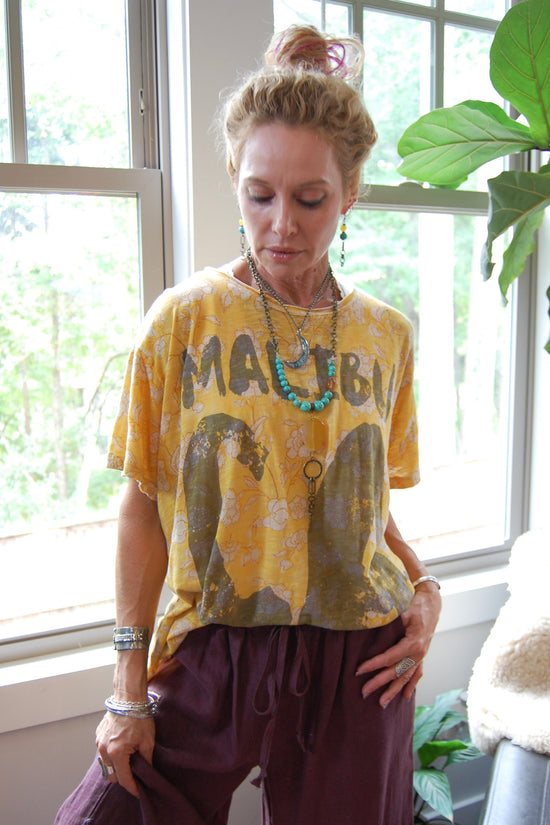 Magnolia Pearl Blockprint Malibu CA T in Encelia