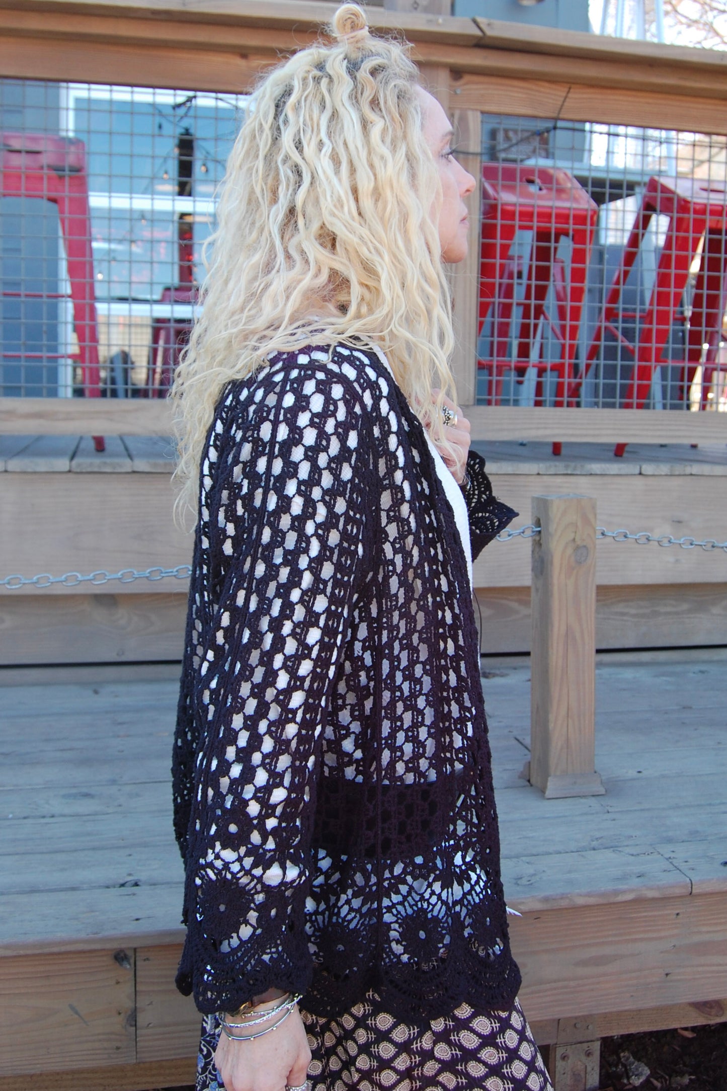 Sloane Scalloped Hem Cardi in Black