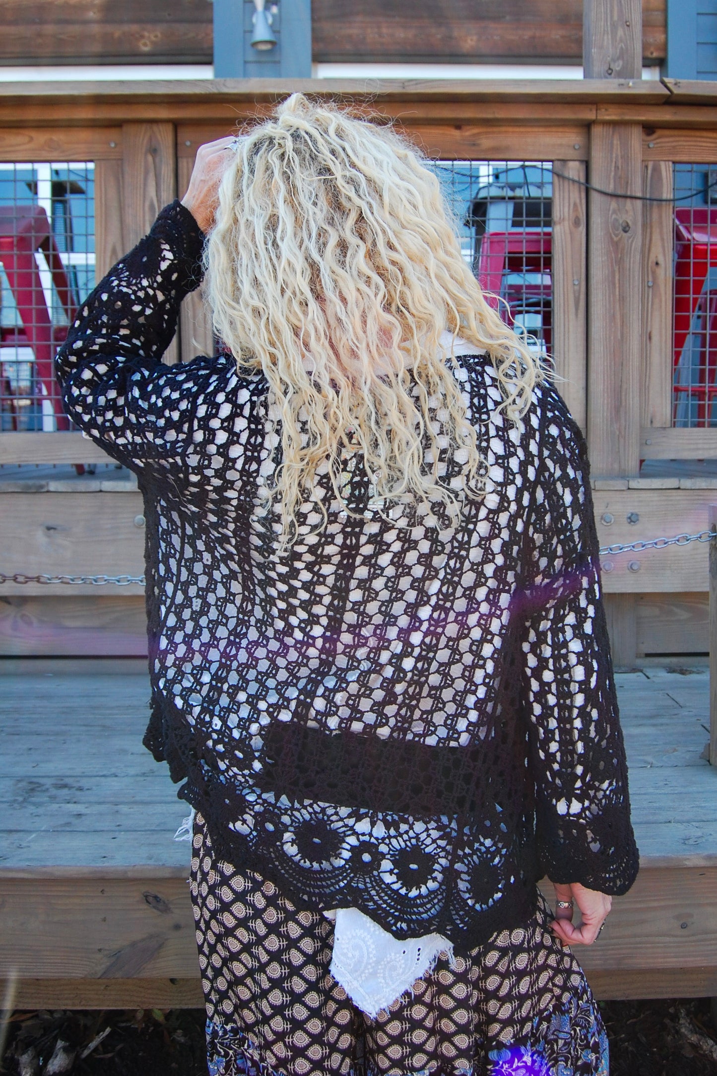 Sloane Scalloped Hem Cardi in Black