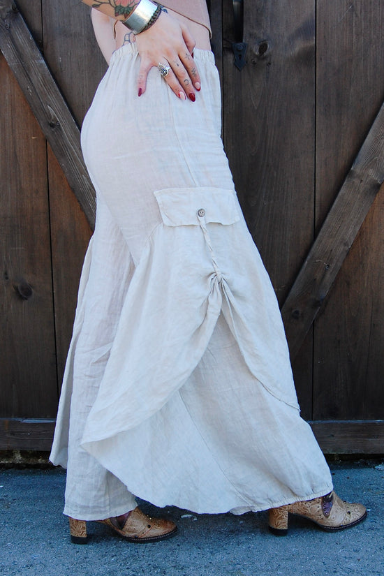 Load image into Gallery viewer, Linda Linen Pants in Beige
