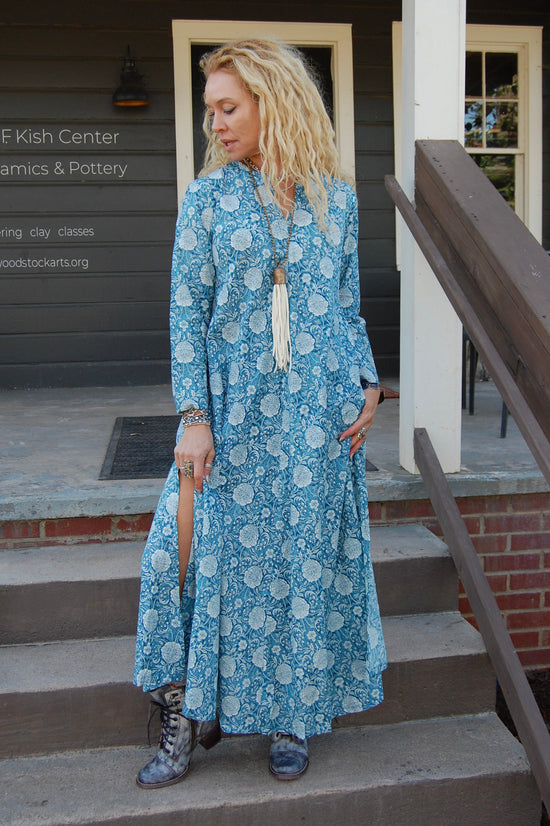 Calypso Flora Dress in Blue Flower