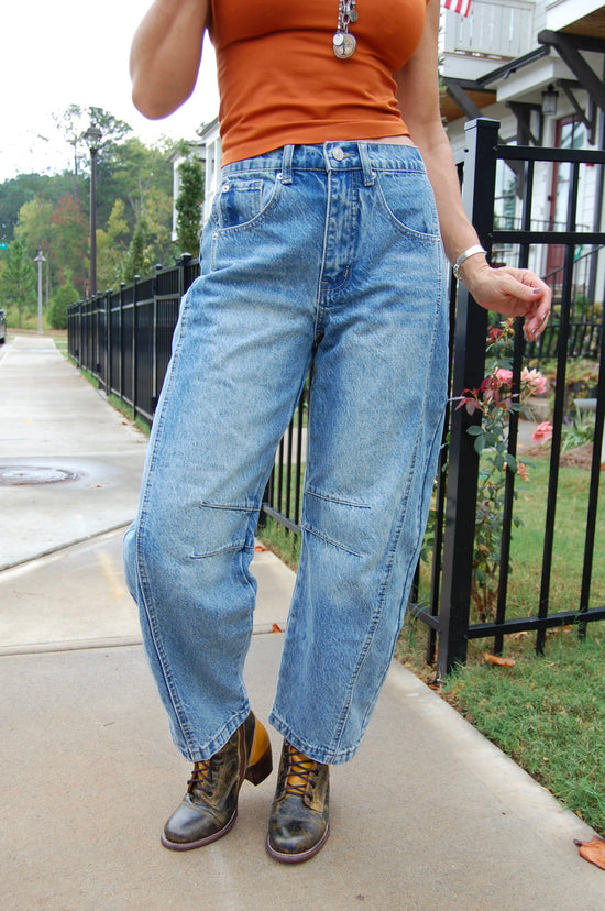 The Cora Crop Barrel Jeans in Denim