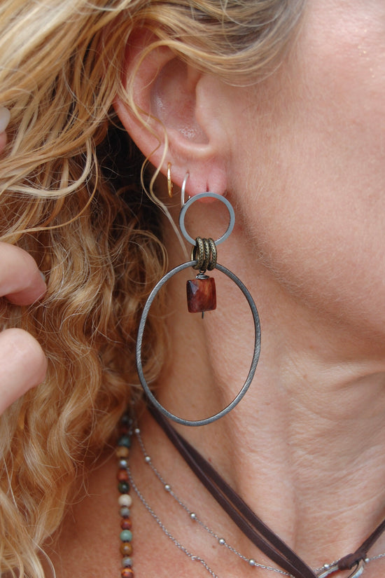 Spirit Lala Boho: 2 Circle Silver & Black Earrings in Red Tiger's Eye