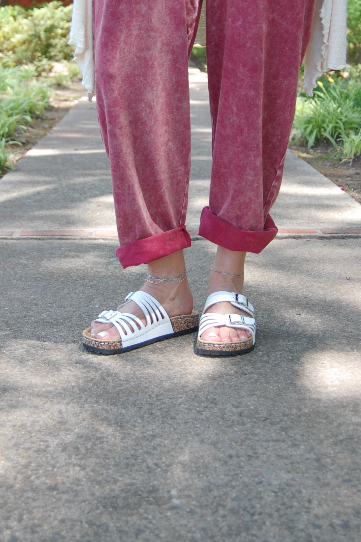 Grove Sandals in White