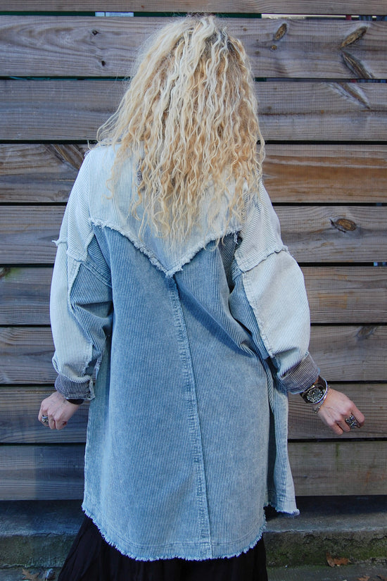 Load image into Gallery viewer, Corduroy Button Up Jacket in Blue
