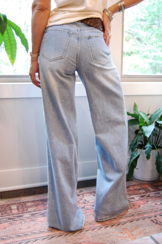 The Wendy Wide Leg Jeans in Light Wash