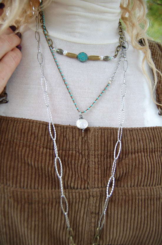 Spirit Lala Vintage Coin: The Crochet Pearl Pendant Necklace