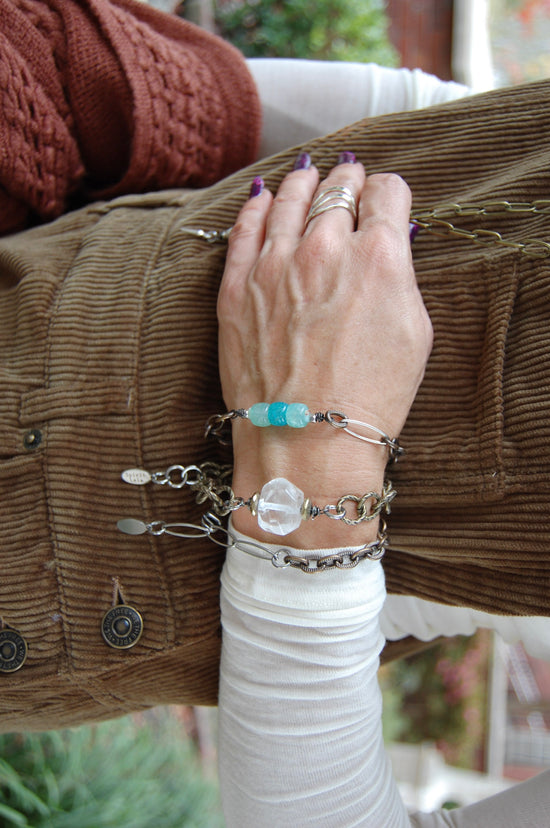 Spirit Lala Vintage Coin: The Marquise Turquoise Gem Bracelet