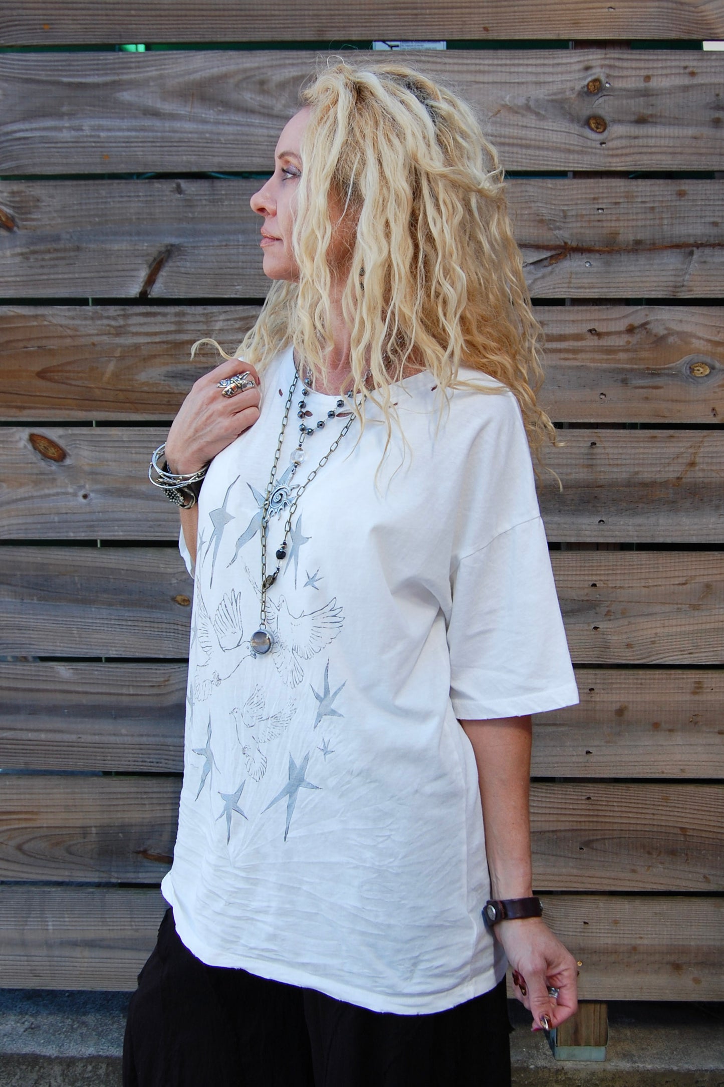 Star and Doves Tee in Ivory