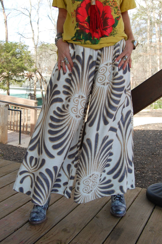 Ashley Printed Skirt Pants in Grey