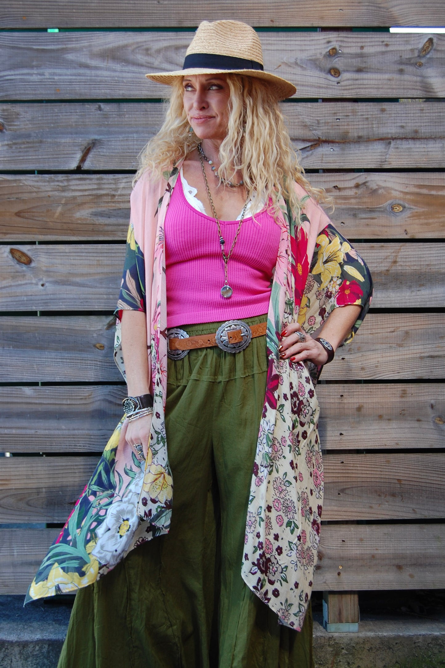 Zephyrlily Kimono in Pink