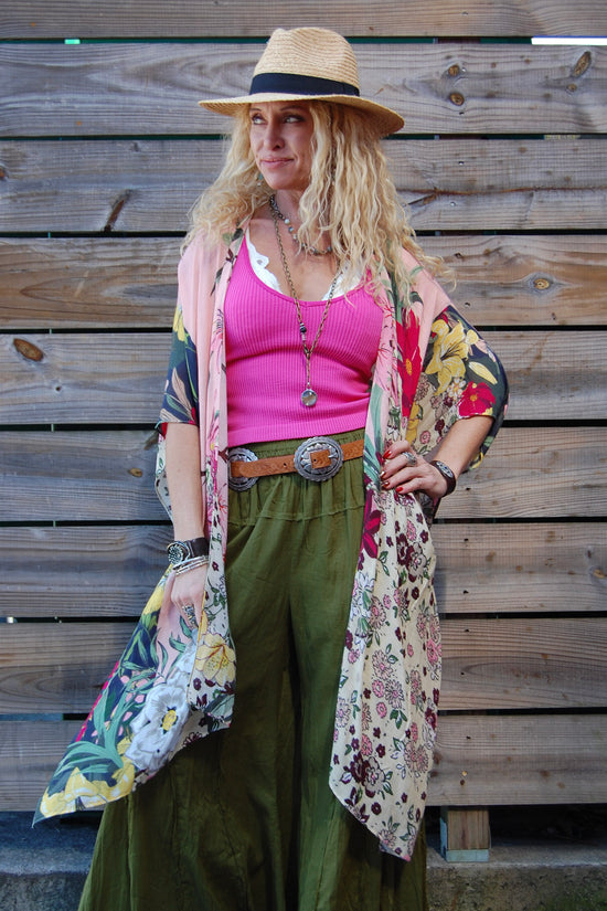 Zephyrlily Kimono in Pink
