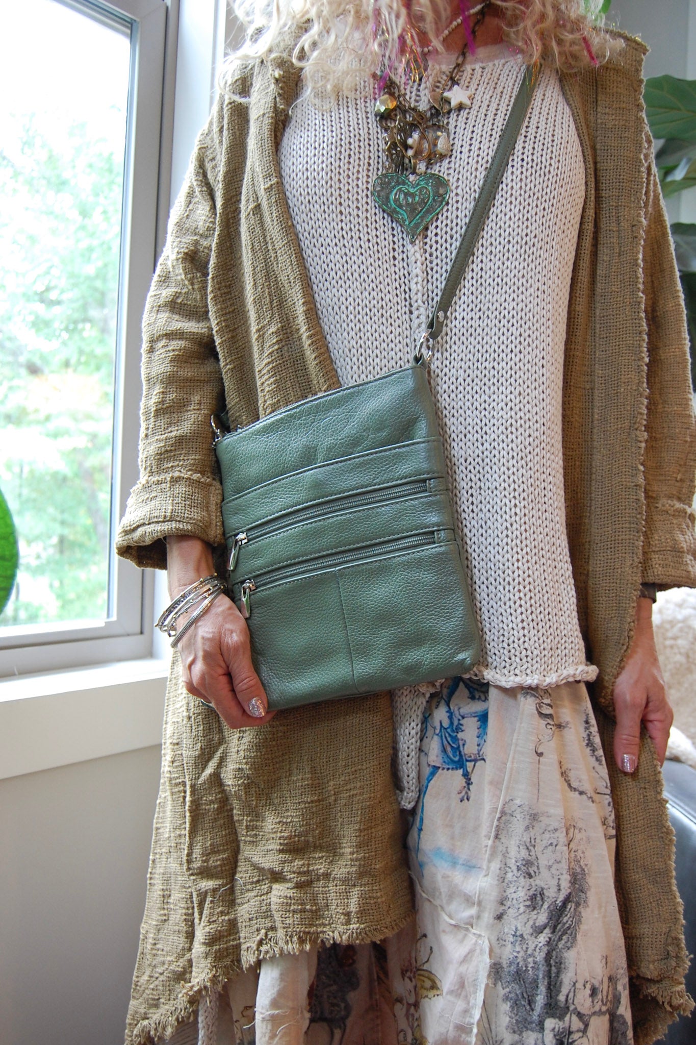 Danni Cowhide Shoulder Bag in Green