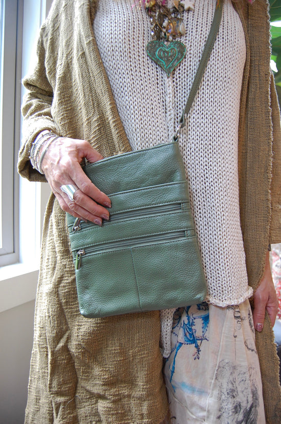 Danni Cowhide Shoulder Bag in Green