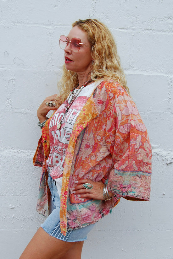 Magnolia Pearl Floral Isabeau Kimono in Shambala