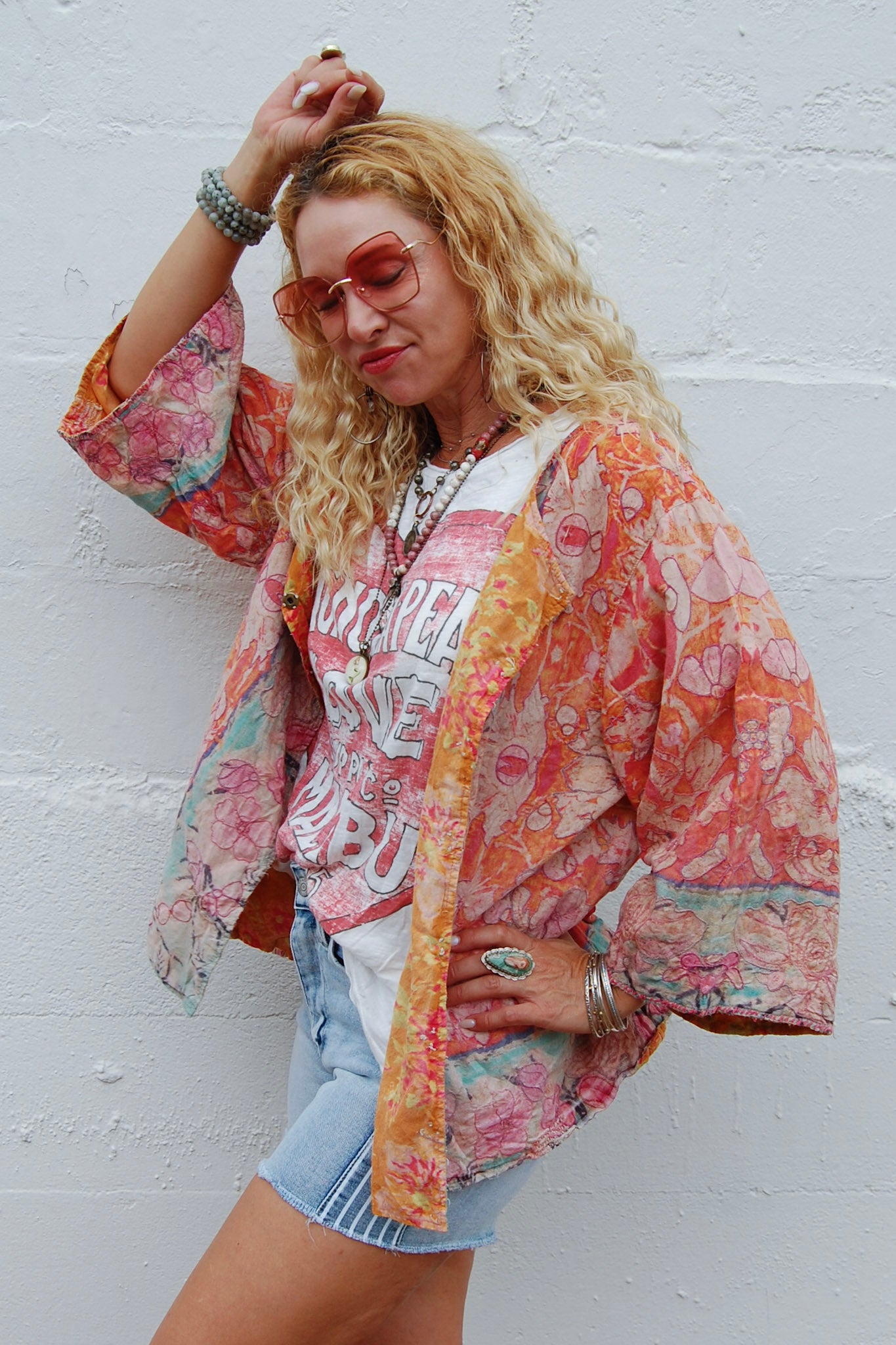 Magnolia Pearl Floral Isabeau Kimono in Shambala