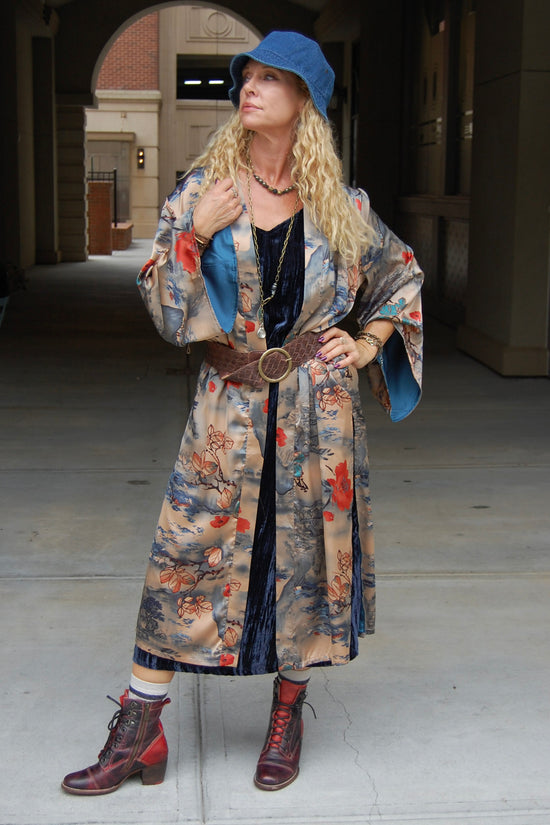 The Nicole Abstract Kimono in Teal