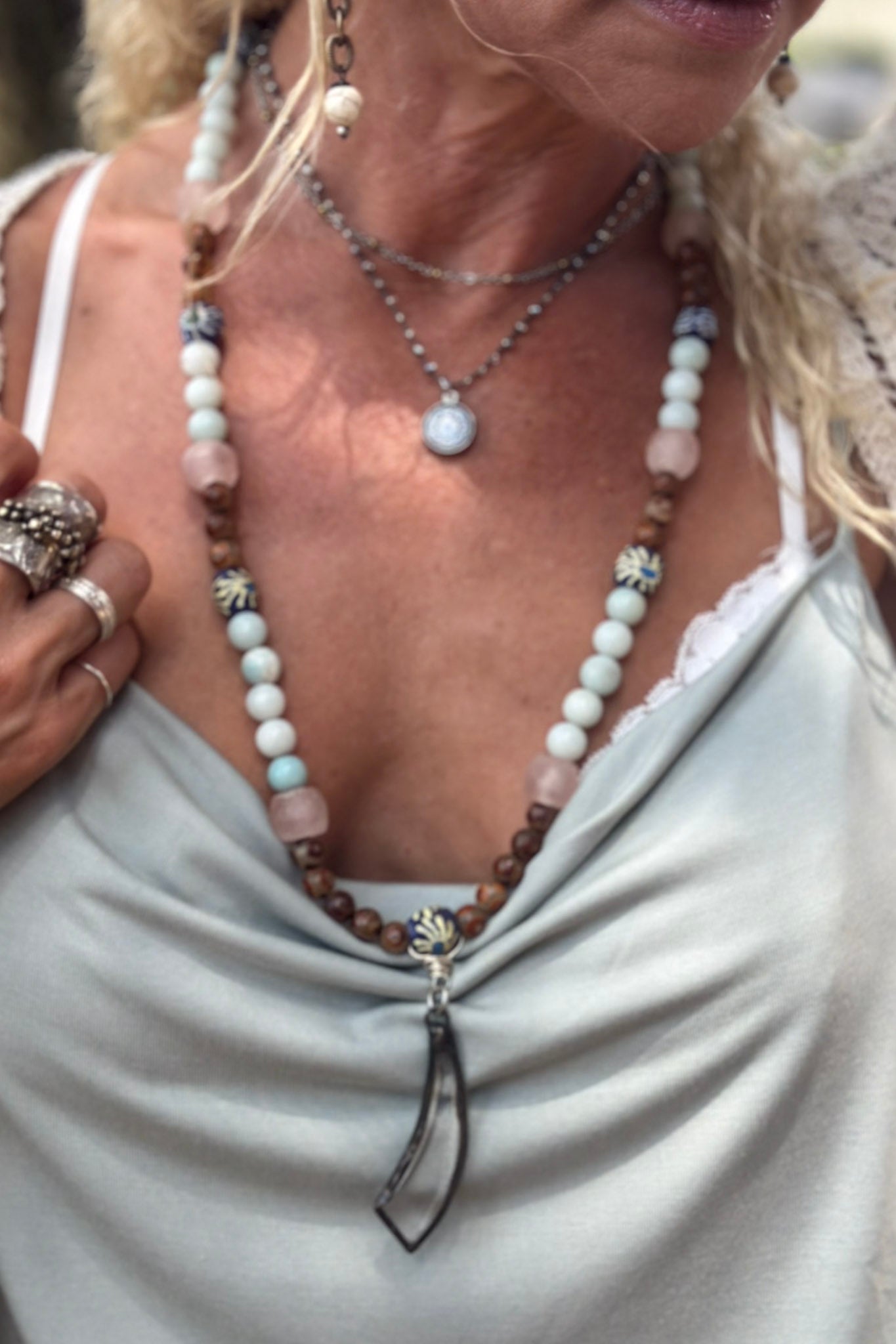 The Bladed Chandelier Necklace in Brown Mix