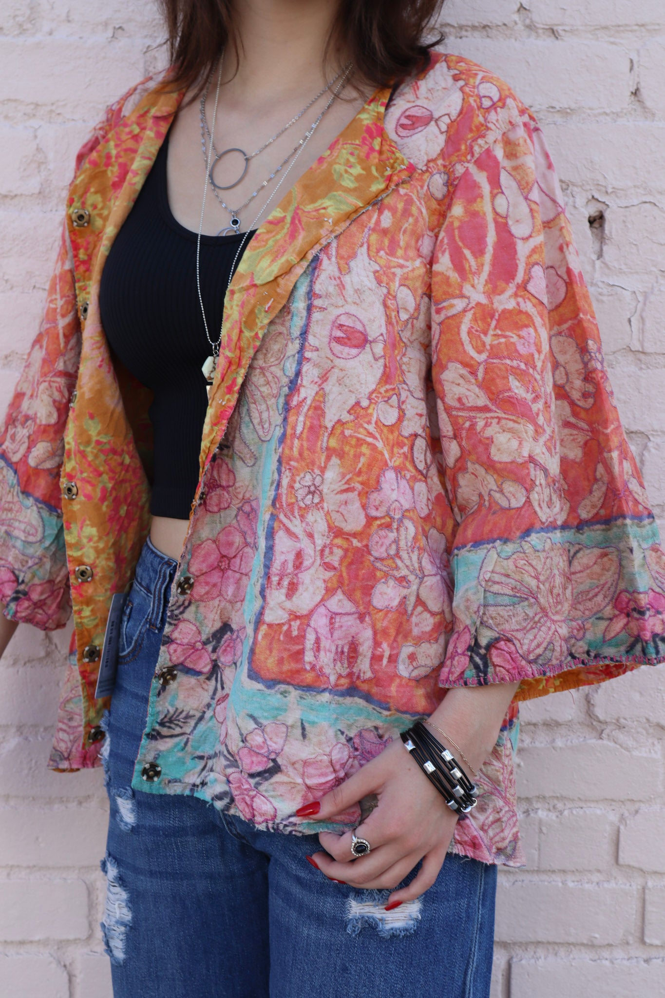 Magnolia Pearl Floral Isabeau Kimono in Shambala