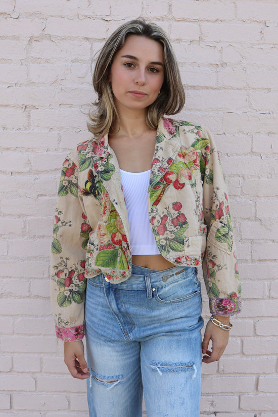 Magnolia Pearl Printed Cropped Kelley Coat in Bloomberry