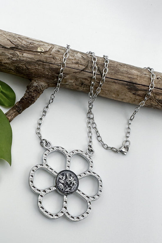 Spirit Lala: Abstract Black Flower Stainless Flower Pendant Necklace