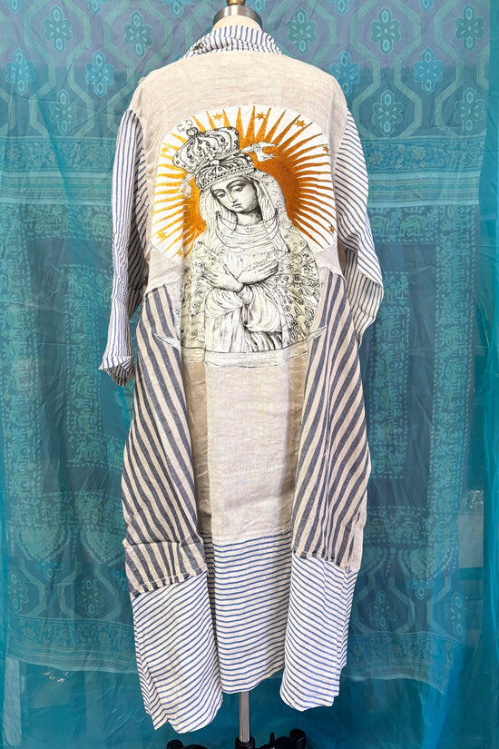 Load image into Gallery viewer, Vintage Queen Printed Jacket in Blue Stripped
