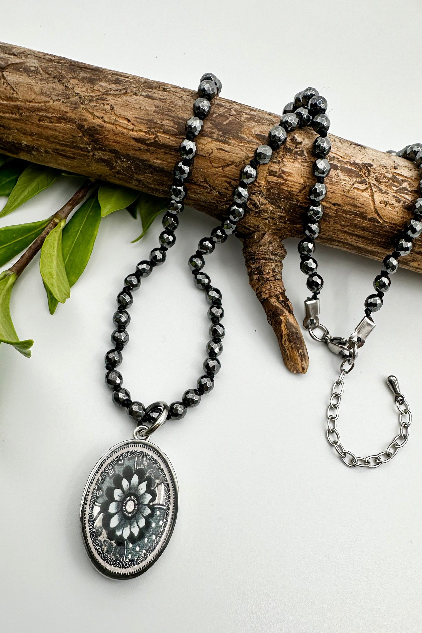 Spirit Lala: Grey Black Flower Beaded Oval Necklace