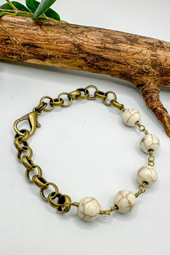 Spirit Lala Vintage Coin: The Simple Howlite Brass Beaded Bracelet