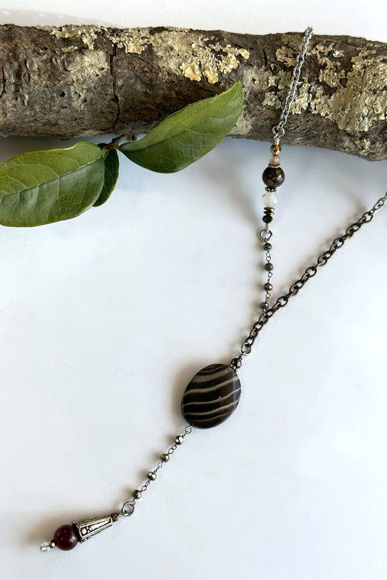 Spirit Lala Boho: Stone Drop Necklace in Black