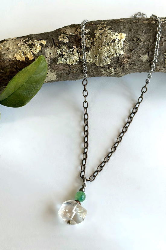 Spirit Lala Boho: Simple Brass Necklace in Green