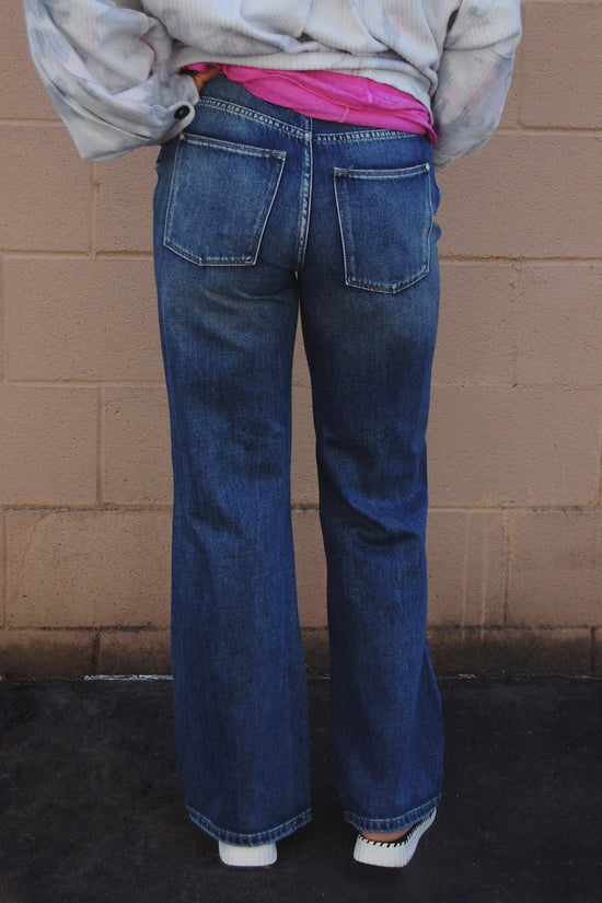 Demi Distressed Jeans in Medium Wash
