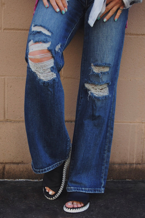 Demi Distressed Jeans in Medium Wash