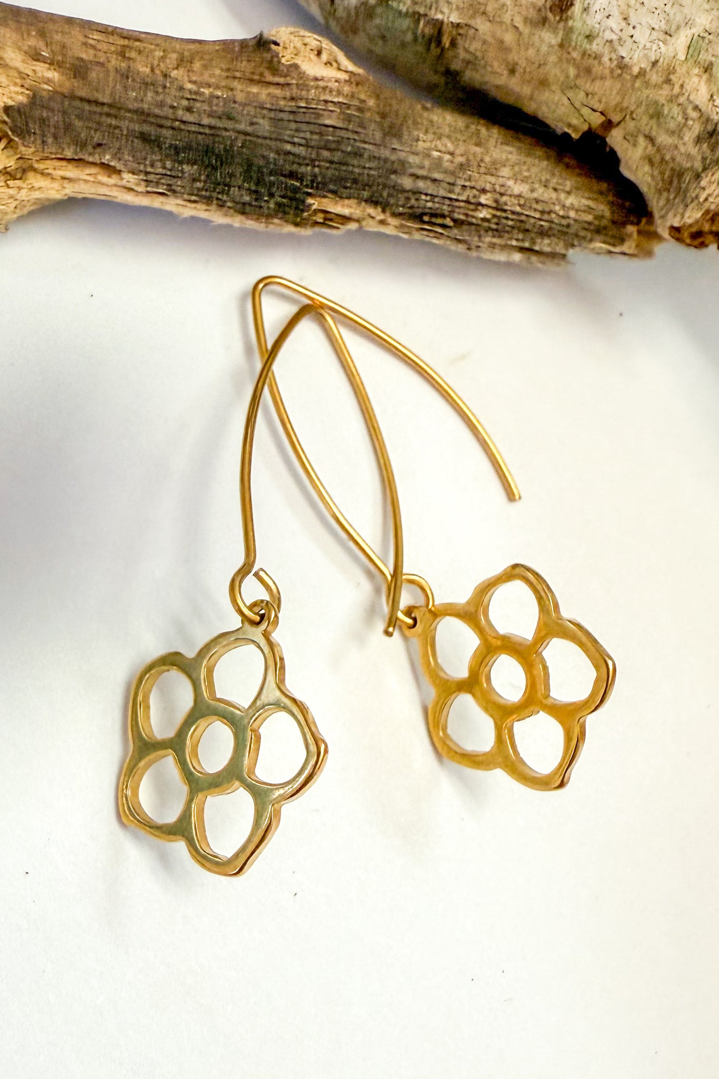Basic Flower Charm Earrings