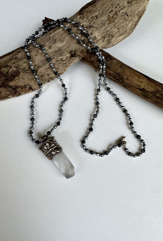 Load image into Gallery viewer, Knotty Gemstone Necklace in Quartz
