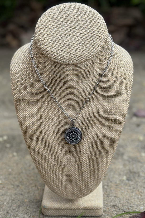 Grey & Black Flower Pendant Necklace - SpiritedBoutiques Boho Hippie Boutique Style Necklace, Spirit Lala