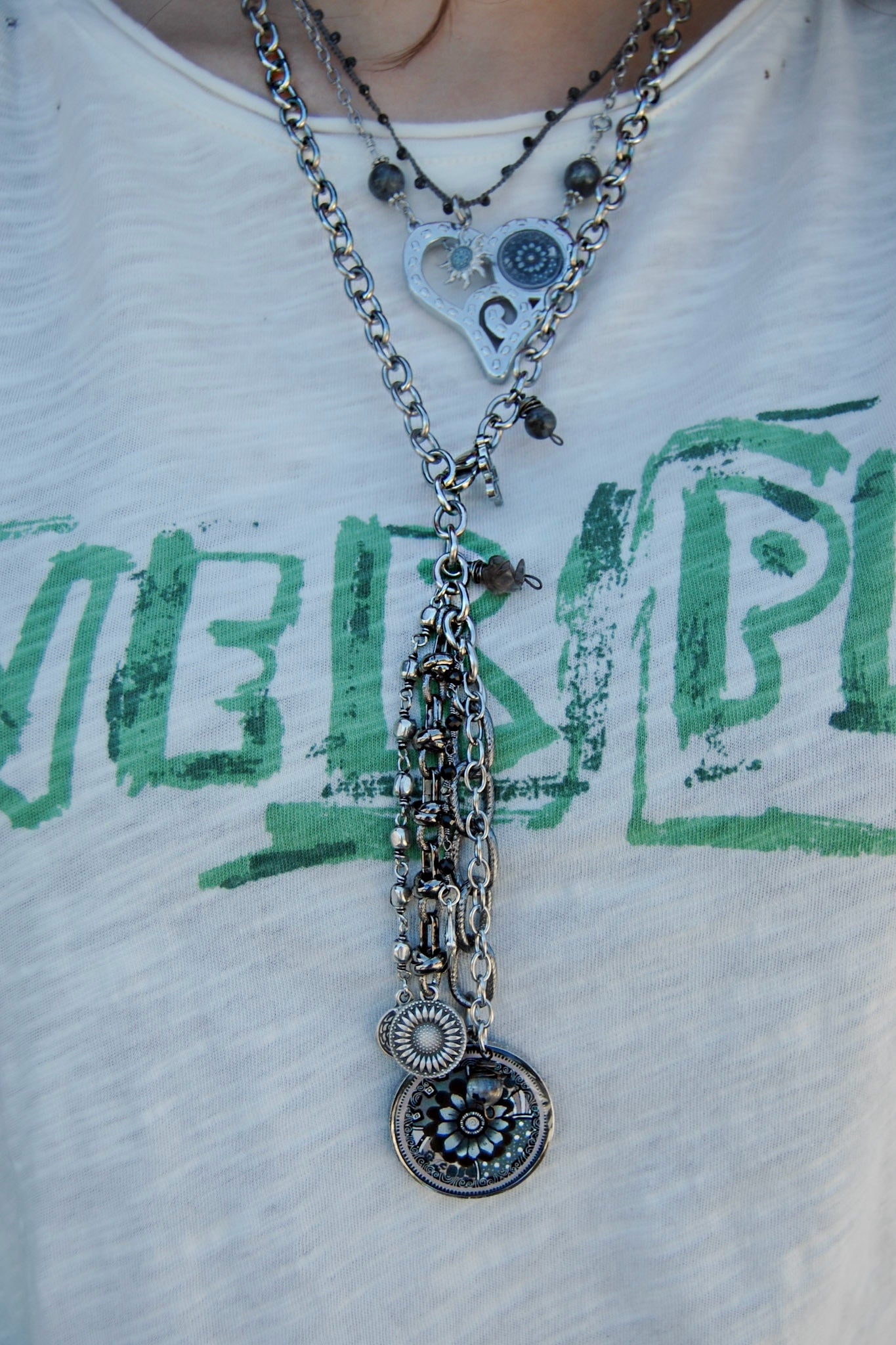 Spirit Lala: Rustic Chain Drop Grey Flower Art Pendant Necklace