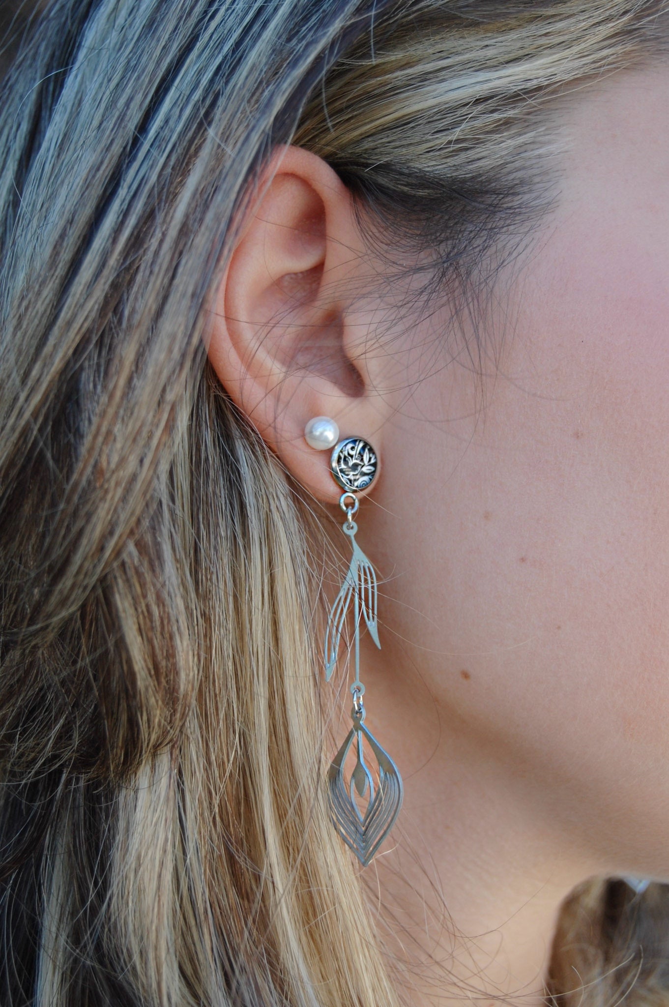 Spirit Lala: Abstract Black Flower Feather Drop Earrings
