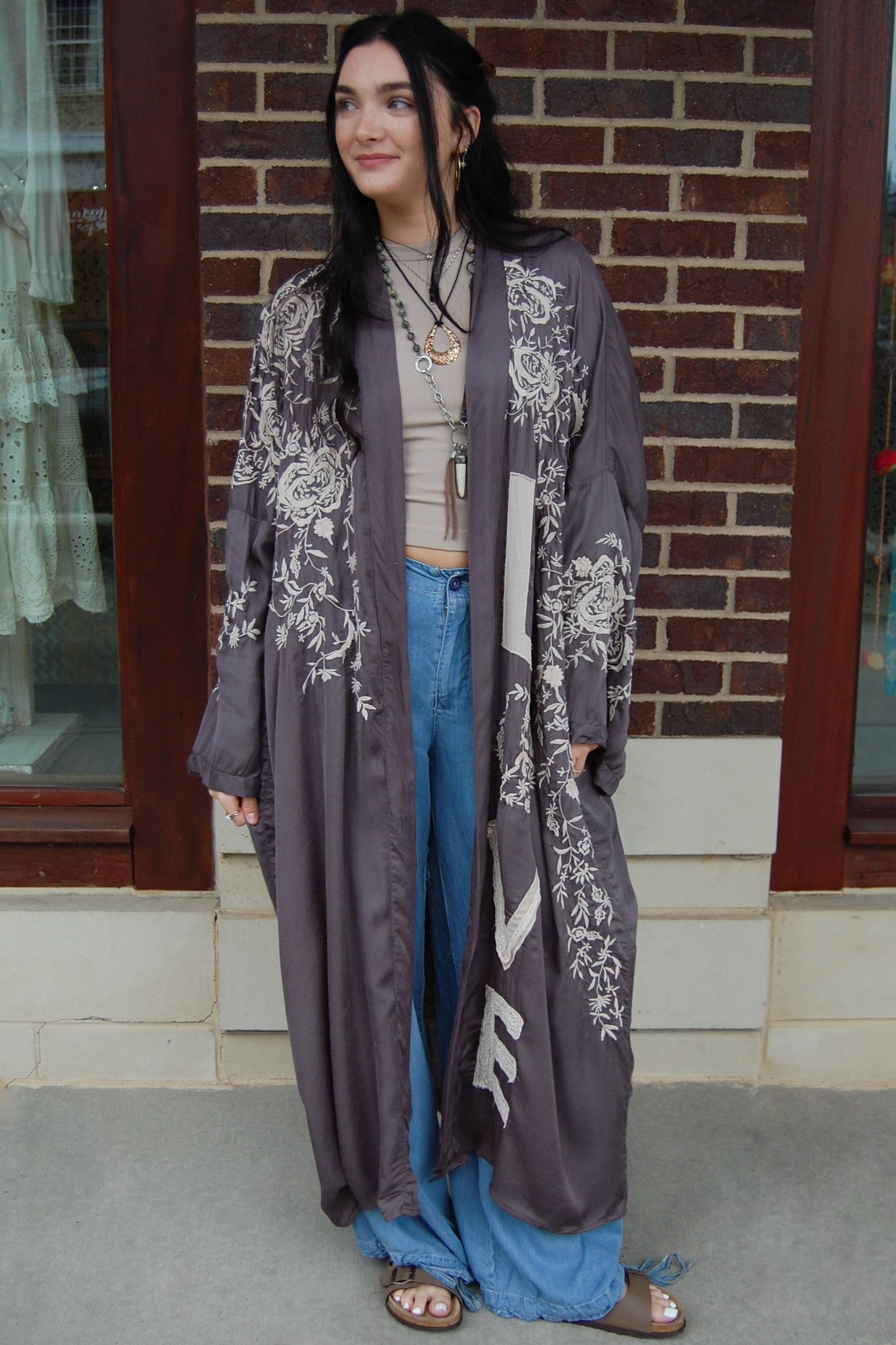 Magnolia Pearl Applique Blessed Kimono in Midnight