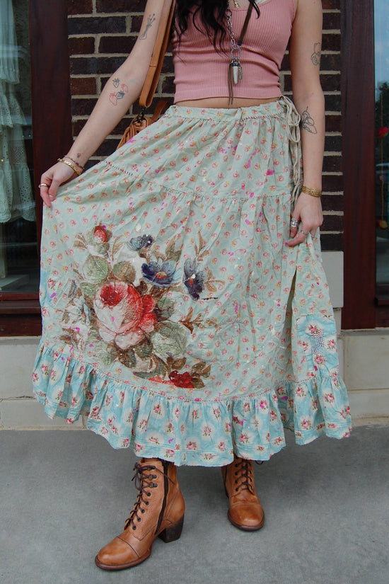 Magnolia Pearl Appliqué Friendship Skirt in Mon Cheri