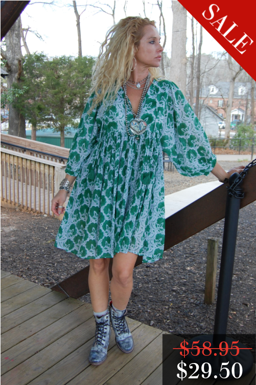 Load image into Gallery viewer, FINAL SALE Raya Mini Dress in Green
